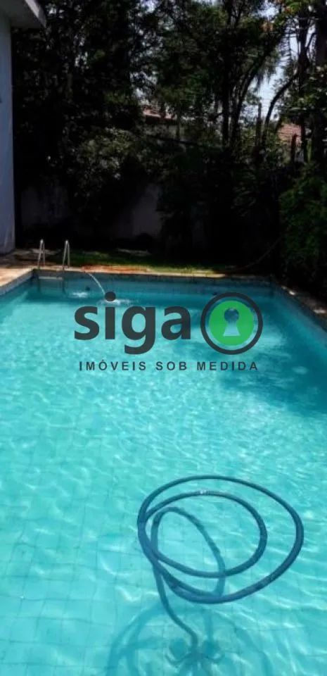 Imagem Casa para Locação ou Venda no Alto de Pinheiros com 400m², 4 suites , jardim, 4 vagas, sem mobilia