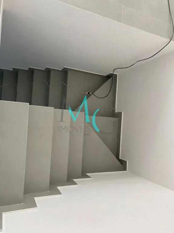 Imagem Casa com 3 dormitórios à venda, 108 m² por R$ 320.000,00 - Campo Grande - Rio de Janeiro/RJ