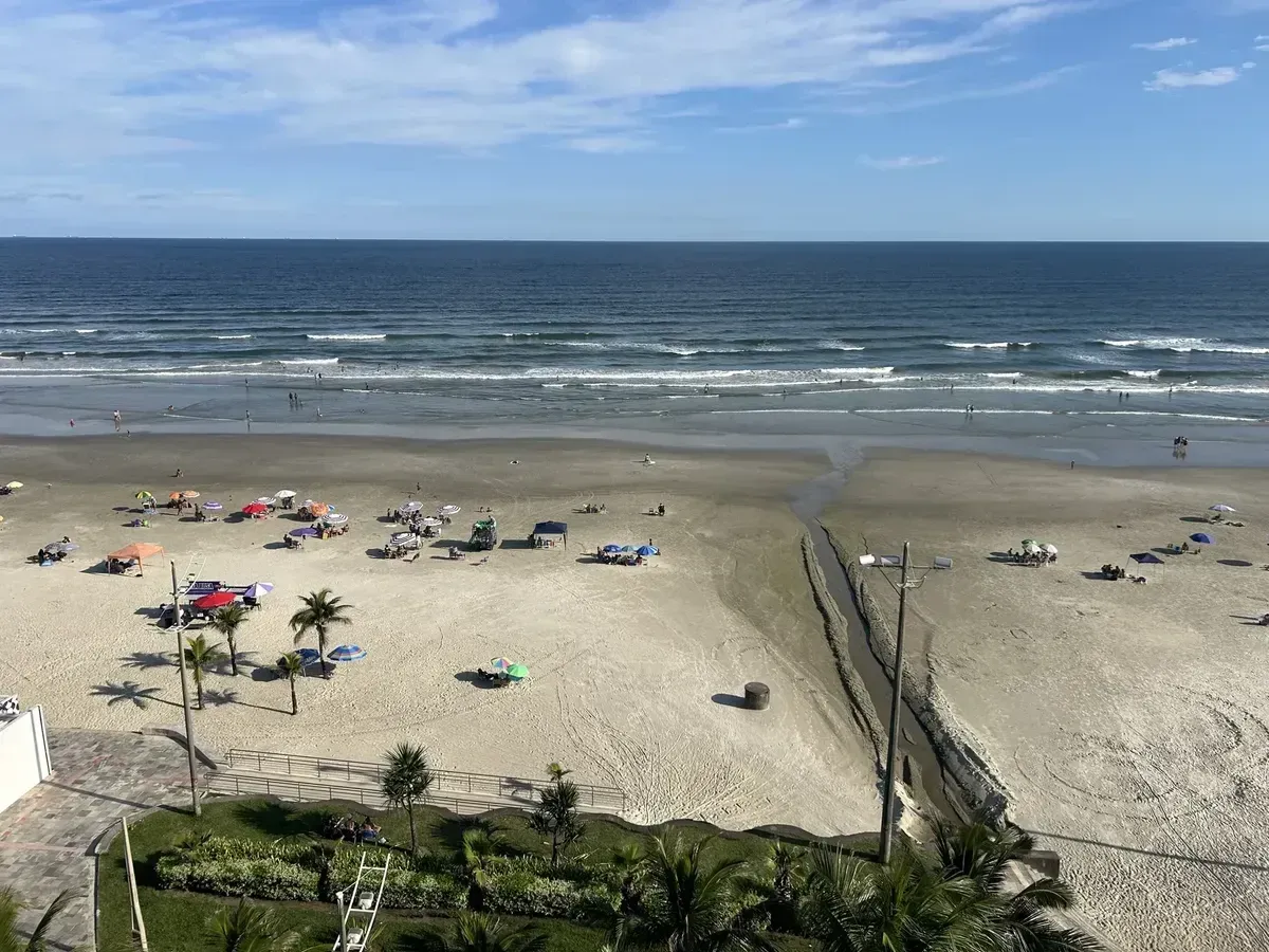 Imagem Apartamento com 3 Quartos à Venda, 126 m² em Caiçara - Praia Grande
