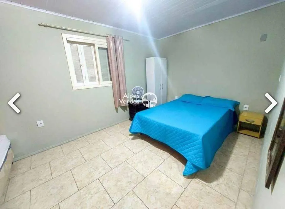 Imagem Vende-se Casa em Capão da Canoa com 250 m2