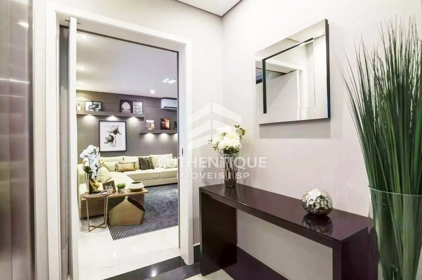 Imagem 1300 Jurupis Moema - Apartamento à venda em São Paulo/SP
