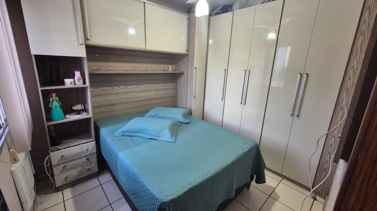 Imagem Apartamento com 2 quartos para alugar em Vila Velha
