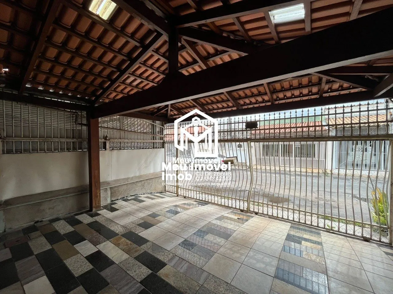 Imagem Casa 5 Quartos 3 Suítes 3 Vagas 120 m² Brasília/DF