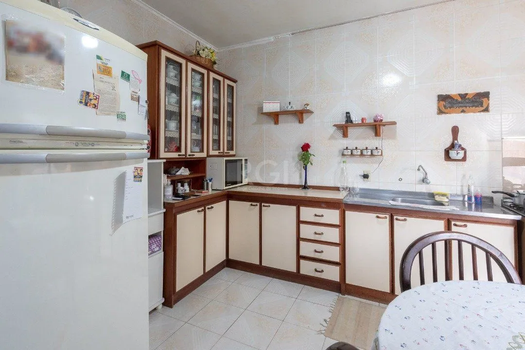 Imagem Casa para Venda - 200m², 3 dormitórios, sendo 1 suites, 1 vaga - Aberta dos Morros