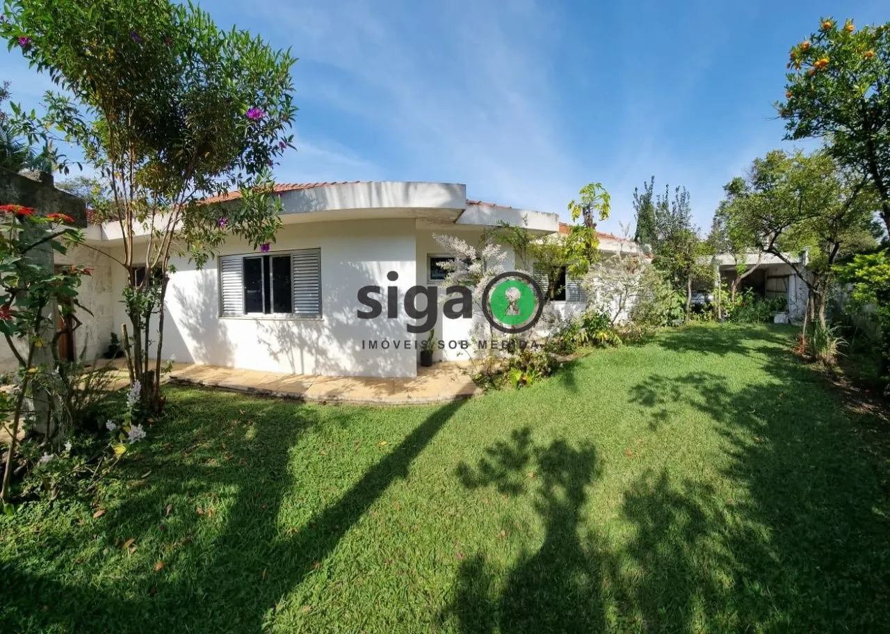 Imagem Casa para Locação ou Venda no Alto de Pinheiros com 400m², 4 suites , jardim, 4 vagas, sem mobilia