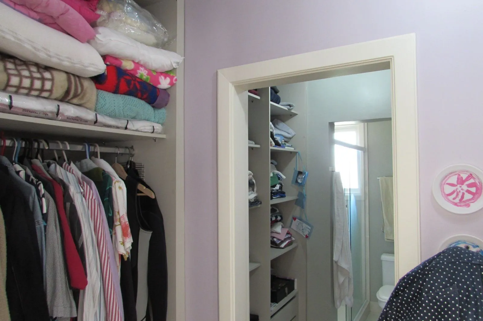 Imagem Casa em condomínio com 3 dormitórios, suíte e 2 vagas