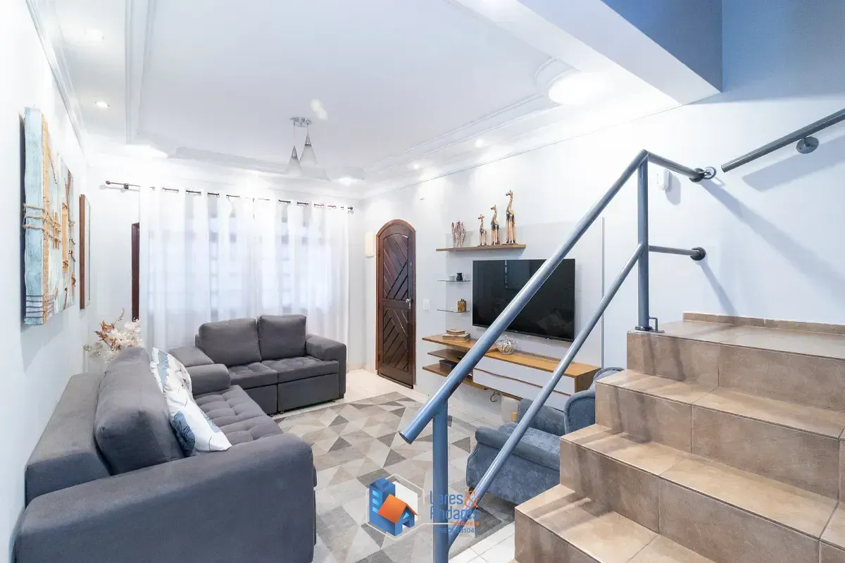 Imagem Sobrado para venda em Vila Marina com 2 quartos, sendo 2 suítes, 180m²
