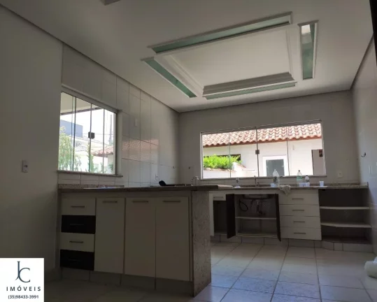 Imagem CASA RESIDENCIAL em São Lourenço - MG, Condomínio Moradas da Serra