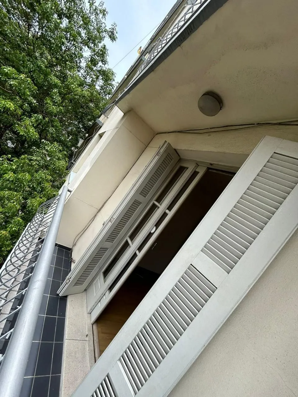 Imagem Apartamento com 03 quartos e 02 banheiros no Centro Histórico de Porto Alegre