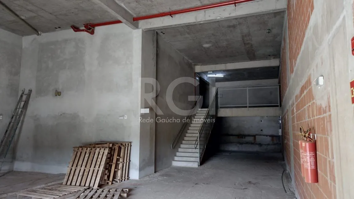 Imagem Loja para Venda - 260m², 0 dormitórios, 5 vagas - Central Parque