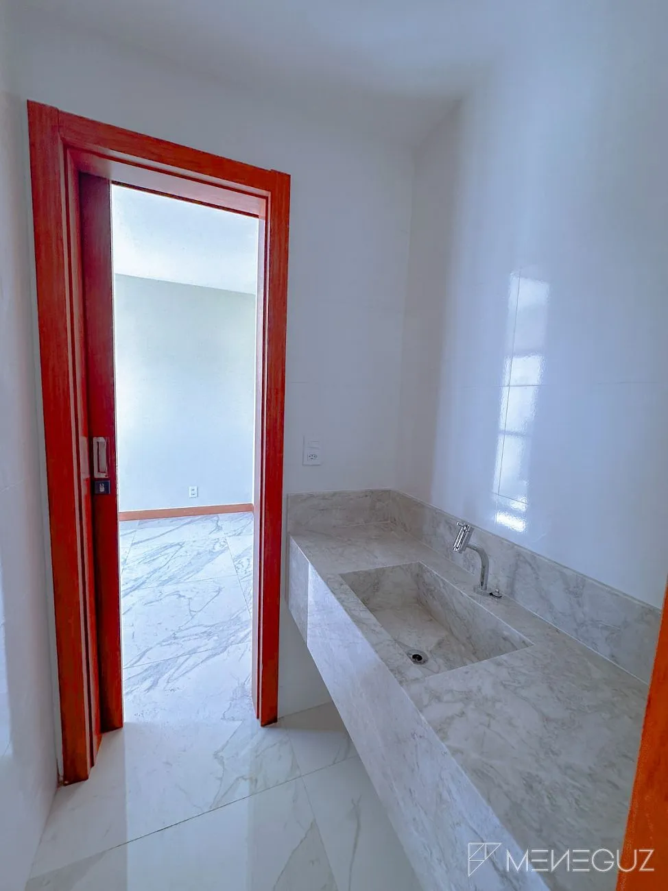 Imagem Apartamento 3 quartos a venda na quadra do mar da Praia do Morro