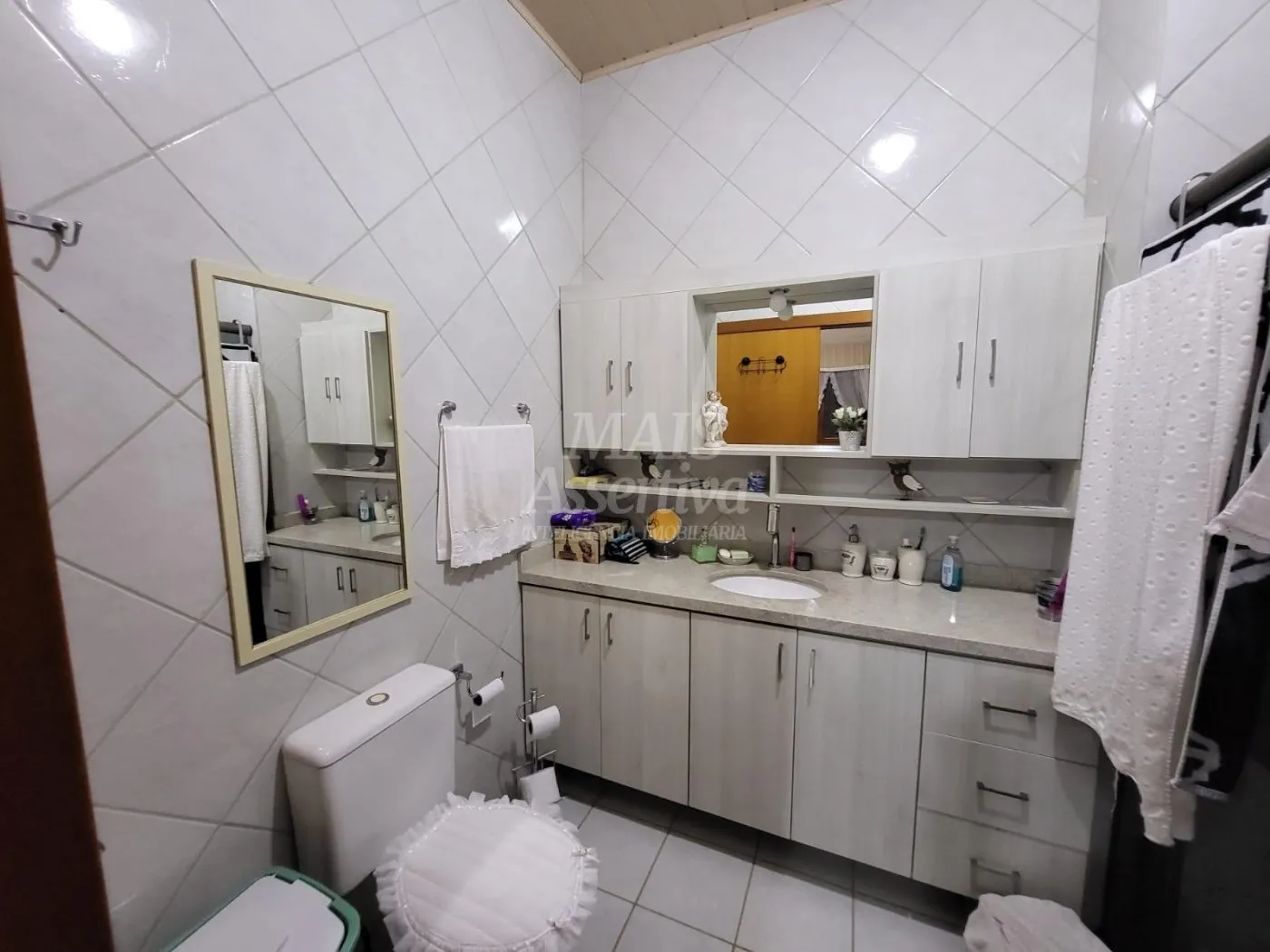 Imagem Ótimo Sítio à venda localizado no bairro Águas Claras em Viamão/RS