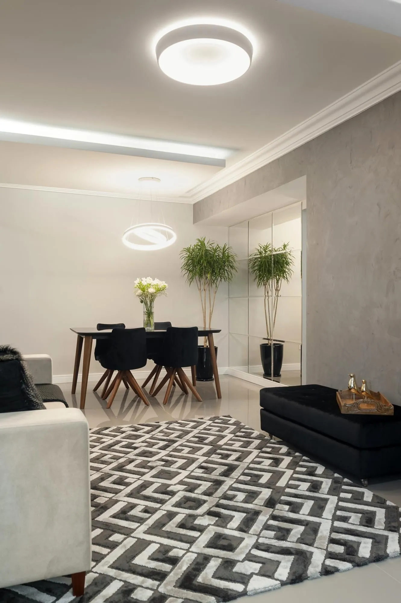 Imagem LINDO APARTAMENTO, PRONTO PARA MORAR.