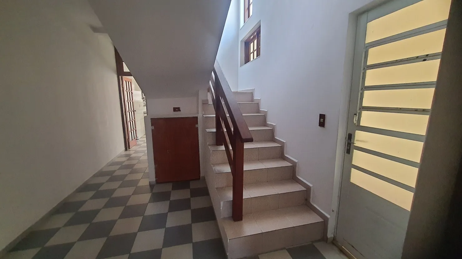 Imagem Sobrado para venda, Loteamento Santana próximo da Vila Militar, Pindamonhangaba, SP