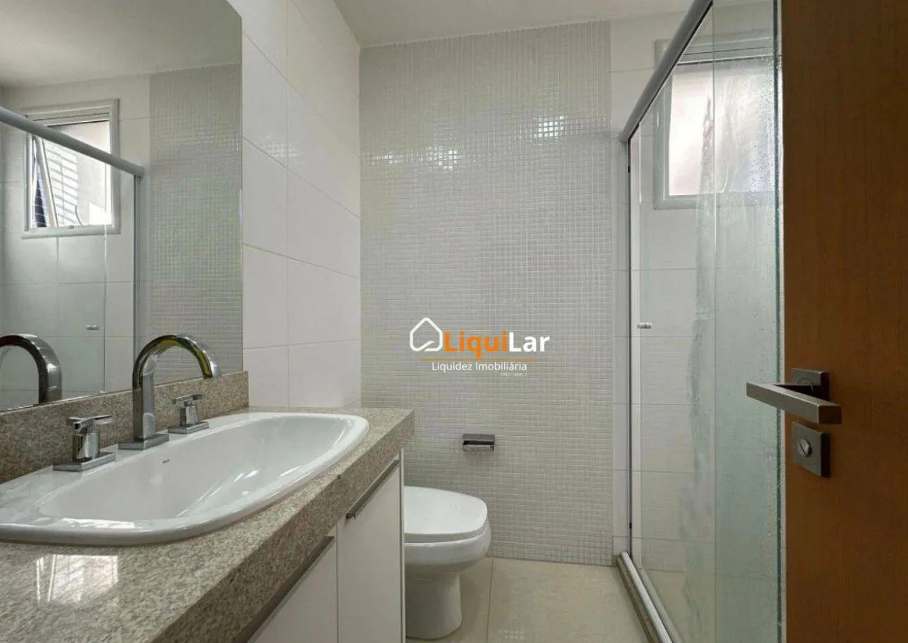 Imagem Apartamento à Venda no Edifício August Rodin com 221,14 m², 3 Suítes, Escritório e 3 Vagas em Frente à Praça Belmar Fidalgo