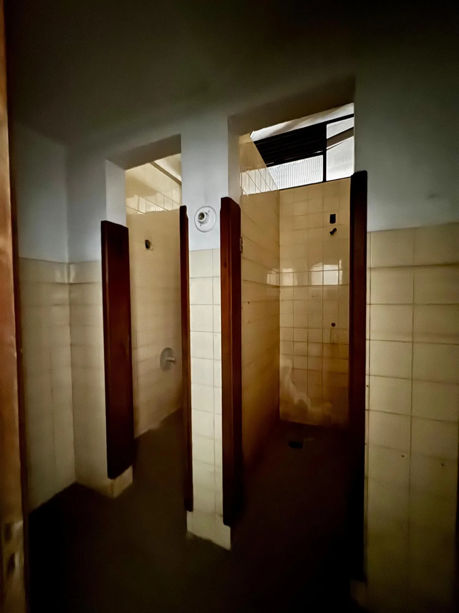 Imagem Predio para Locação/Aluguel - 1470m², 0 dormitórios, Floresta