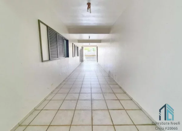 Imagem Sobrado a venda com 430m2 no centro de Guaratuba PR
