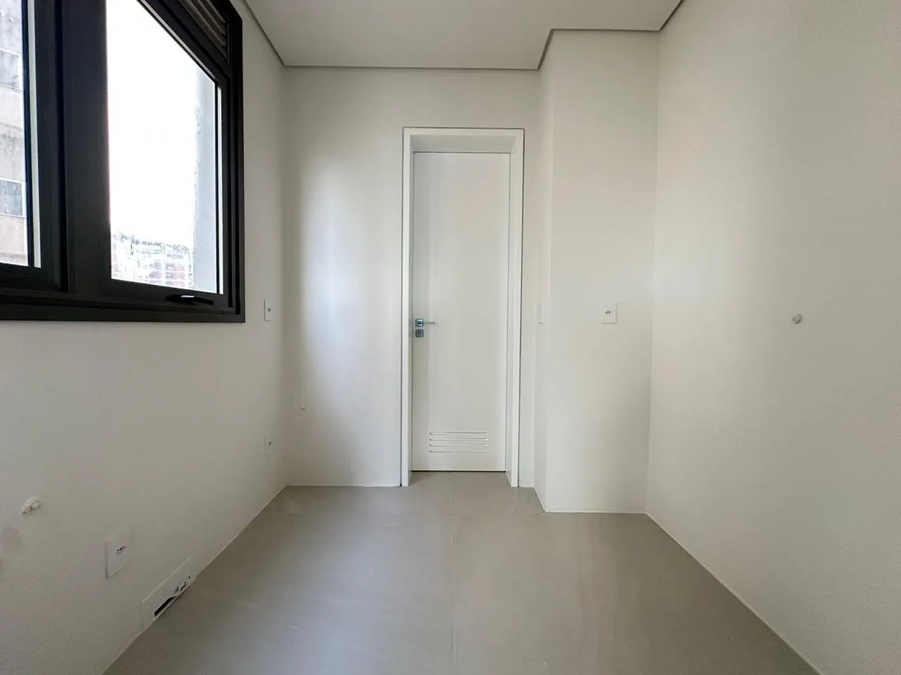 Imagem Apartamento com vista para o mar à venda com 330m2 por R$ 28.000.000,00