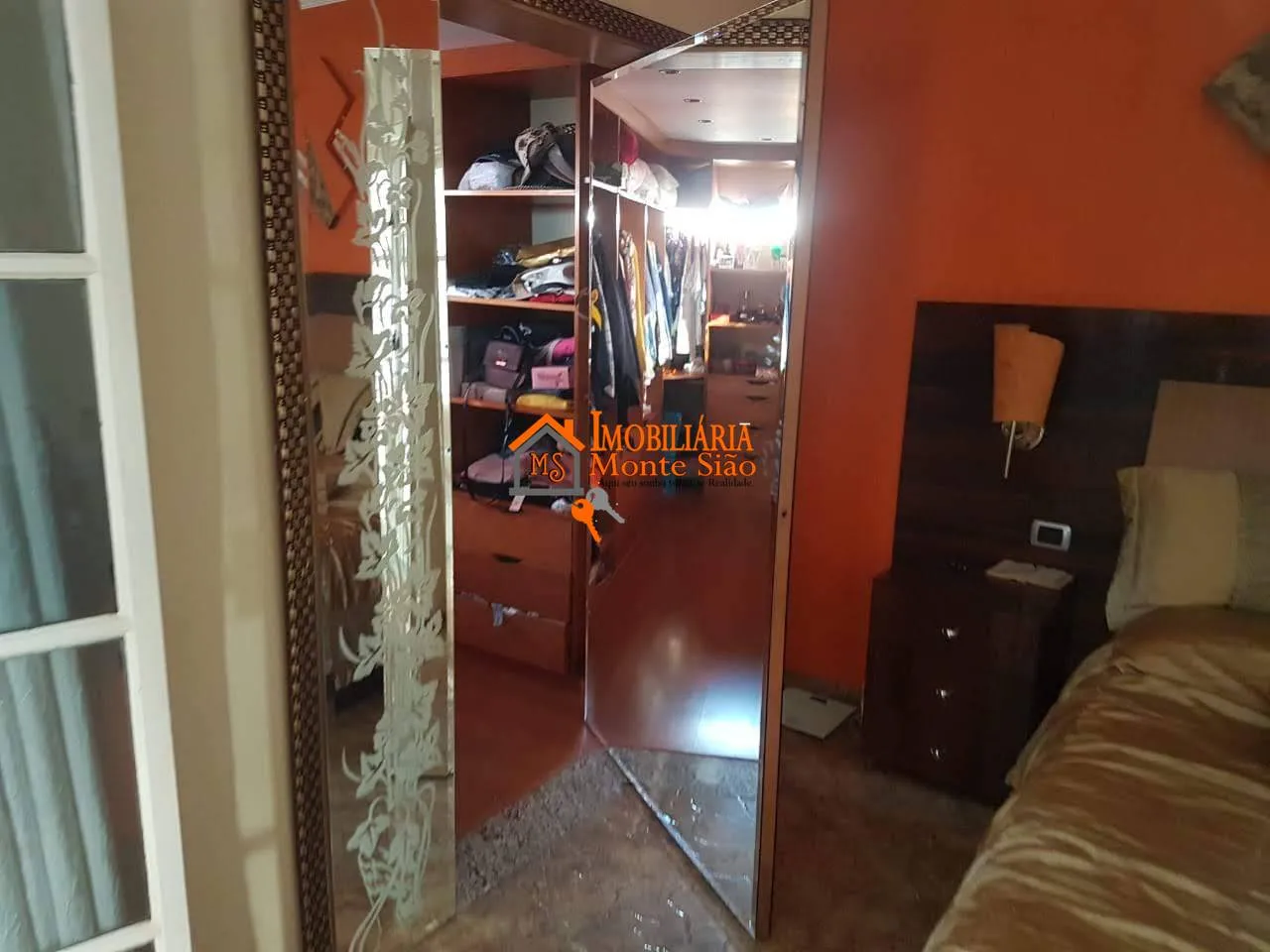 Imagem Sobrado com 6 dormitórios à venda, 135 m² por R$ 1.484.000,00 - Jardim Santa Helena - Guarulhos/SP