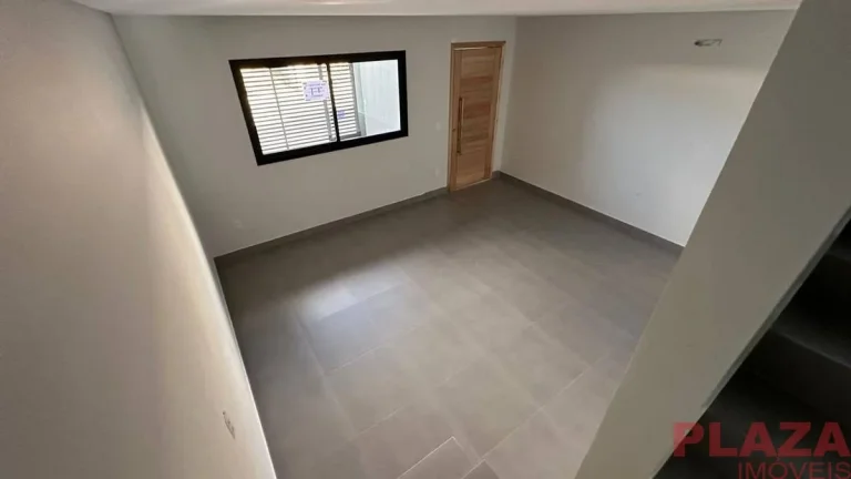 Imagem Sobrado com 2 Dormitórios para venda em Camboriú