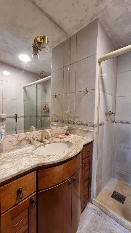 Imagem Casa em Condomínio para Venda em Teresópolis / RJ no bairro Quebra Frascos