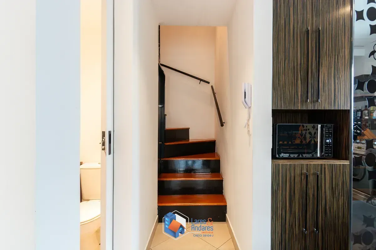 Imagem Duplex para venda em Pinheiros com 2 quartos, sendo 2 suítes, 110m²