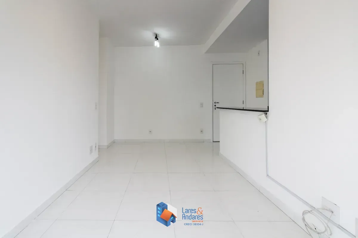 Imagem Apartamento para venda e locação em Vila Anastácio com 2 quartos, 55m²