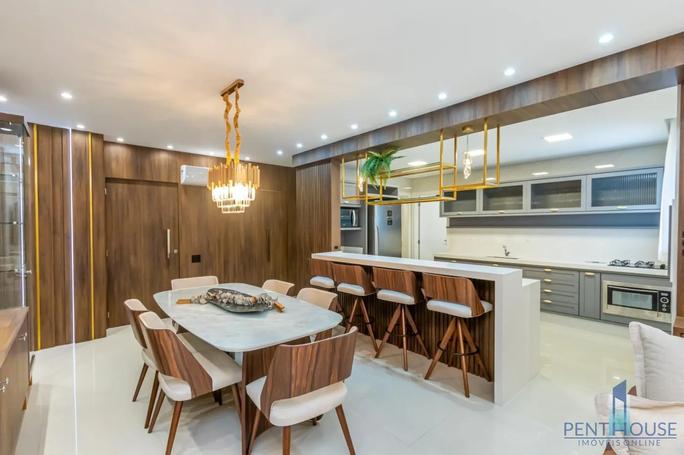 Imagem Apartamento Zona Central para Venda em Balneário Camboriú, CENTRO, 3 dormitórios, 3 suítes, 4 banheiros, 2 vagas