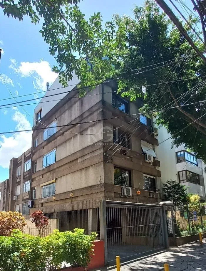 Imagem Cobertura para Venda - 100.94m², 3 dormitórios, sendo 1 suites, 2 vagas - Petrópolis