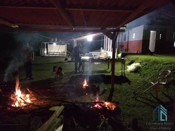 Imagem Linda Chácara - Lazer e Investimento, 17 mil m² com casa, a venda em Colombo Pr
