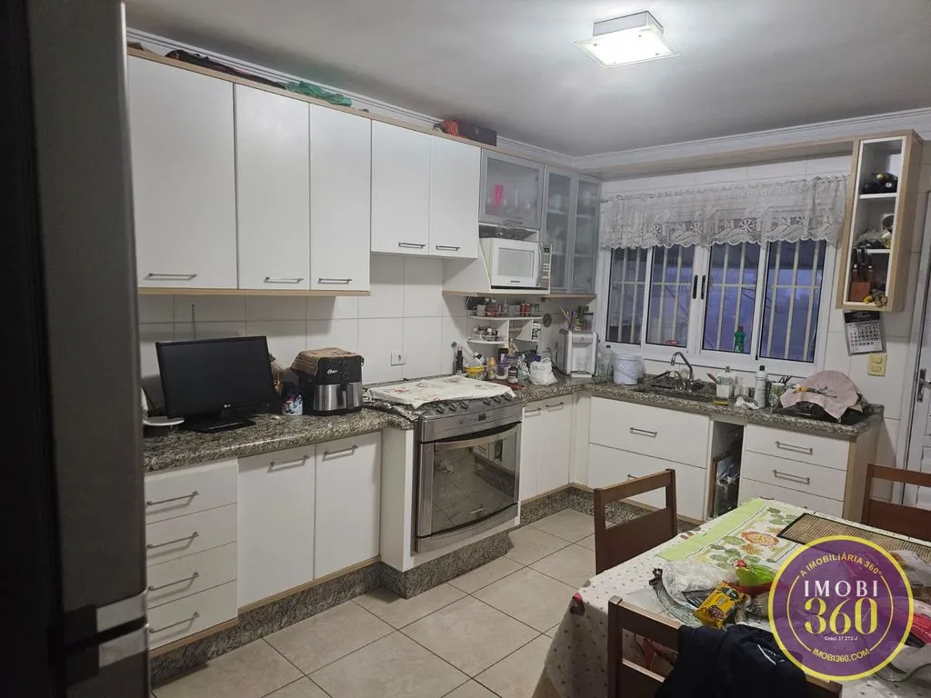 Imagem Sobrado com 03 dormitórios uma suíte com 05 vaga na VILA MATIlDE