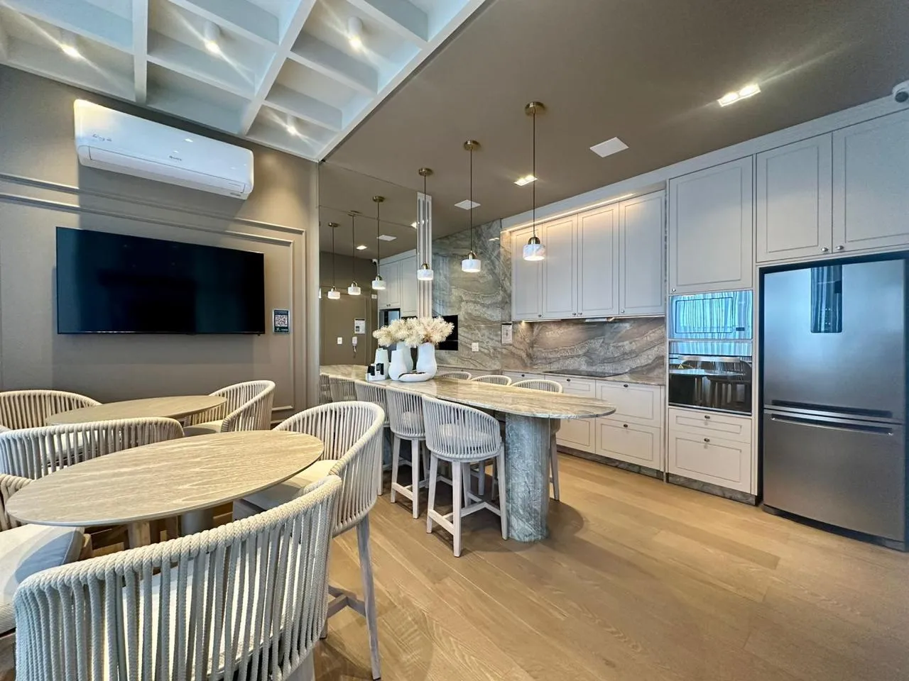Imagem Apartamento à venda com 70m2 por R$ 1.000.000,00