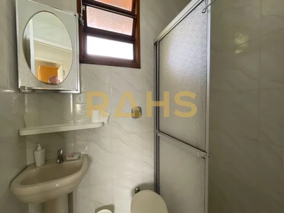 Imagem Venha conhecer essa bela casa em Ubatuba, Santa Catarina, com 3 dormitórios, 2 suítes e garagem co...