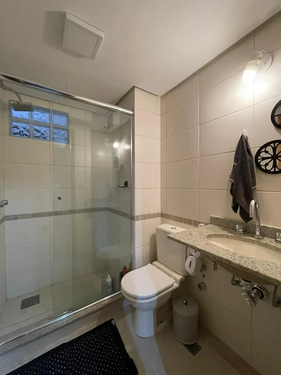 Imagem Apartamento à venda, 2 Quartos, 2 Banheiros, 2 Vagas, Bairro Menino Deus