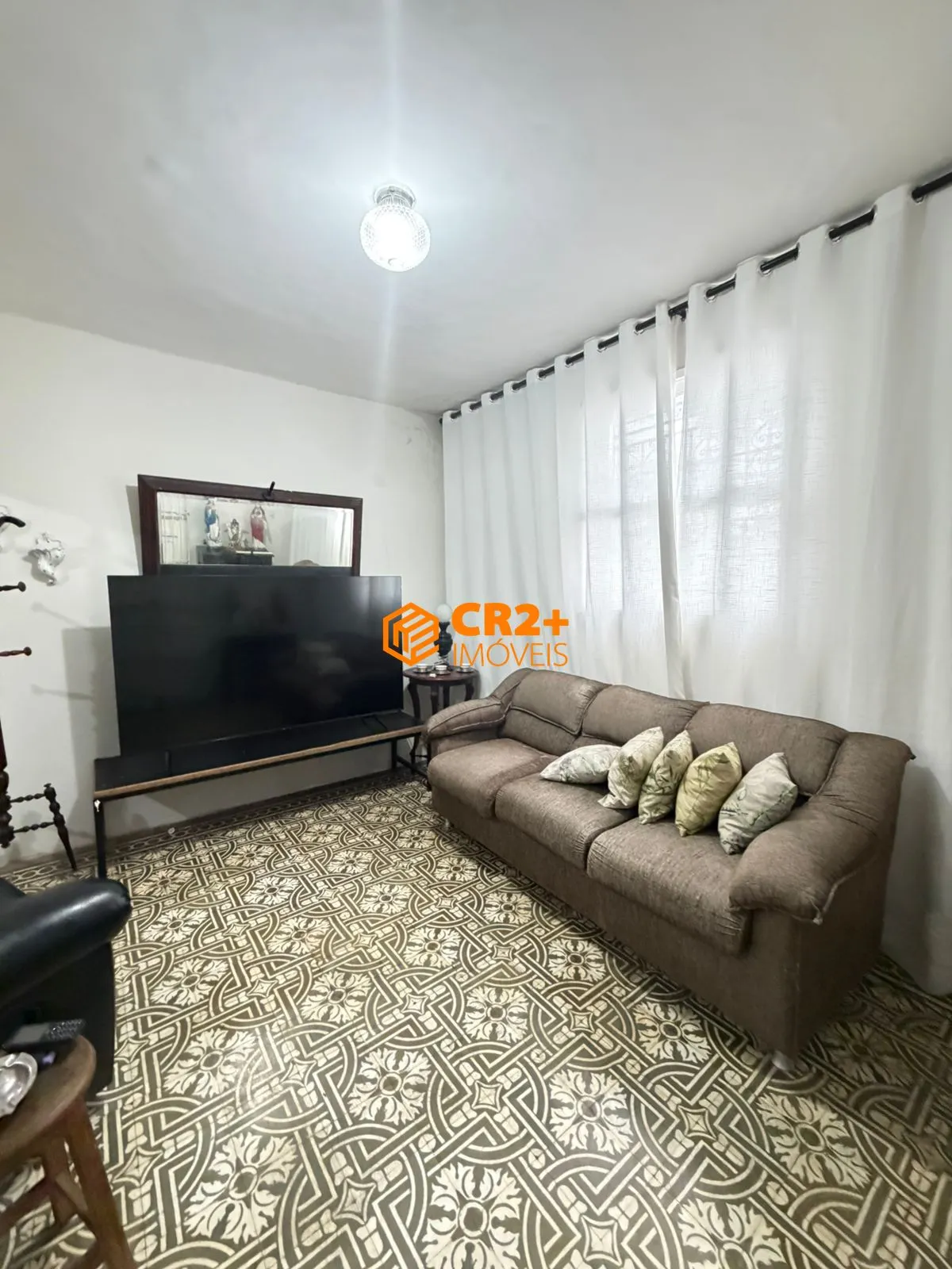 Imagem CASA À VENDA NO HIPÓDROMO - ESPAÇO, CONFORTO E ÓTIMA LOCALIZAÇÃO- 360m²