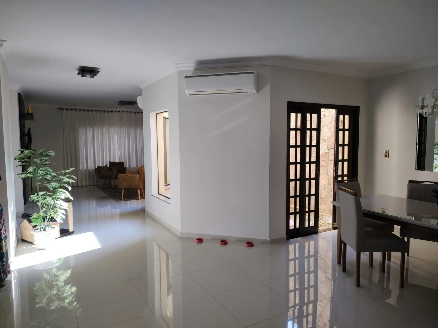 Imagem Casa à venda 3 Quartos, 1 Suite, 6 Vagas, 432.28M², Vila São Geraldo, Taubaté - SP | Residencial São Charbel
