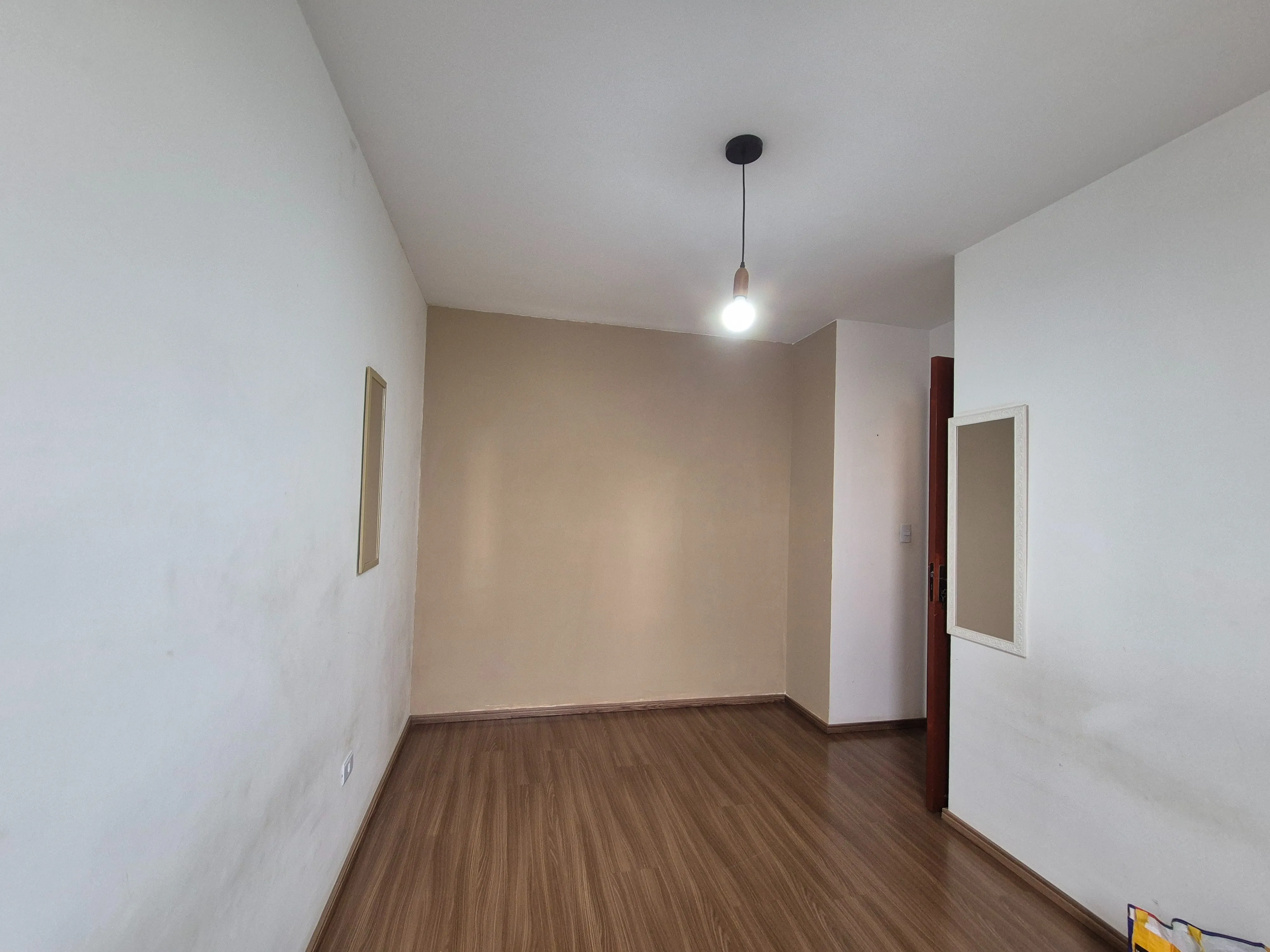 Imagem Apartamento à venda no Jardim São Carlos, Sorocaba, 51 m², 2 dormitórios, varanda, andar alto, vista livre, lazer completo e próximo ao Campolim