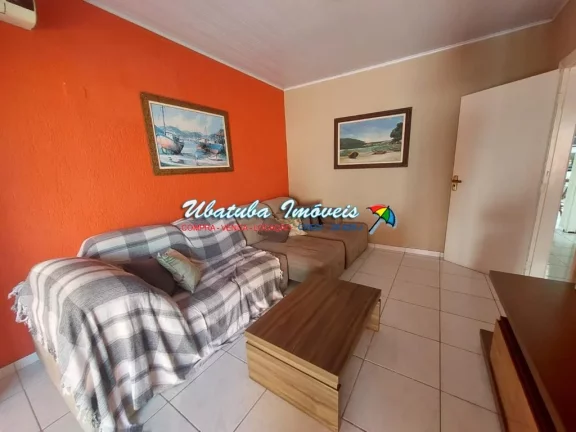 Imagem casa bem localizada com 03 dormitórios no centro