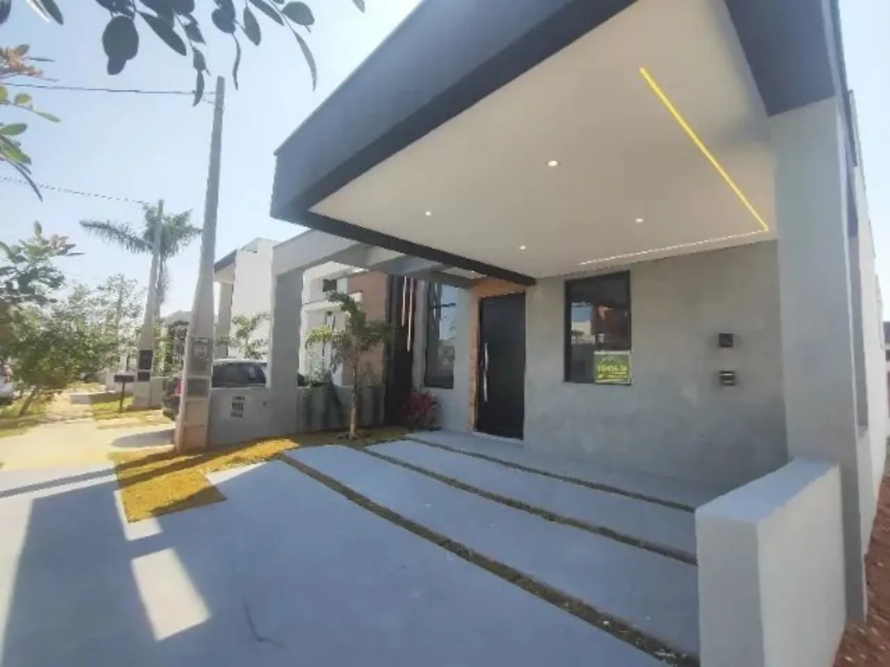 Imagem Casa em Condomínio à Venda em Sorocaba-SP, Horto Florestal: 3 Quartos, 1 Suíte, 1 Banheiro, 2 Vagas, 115,08m²