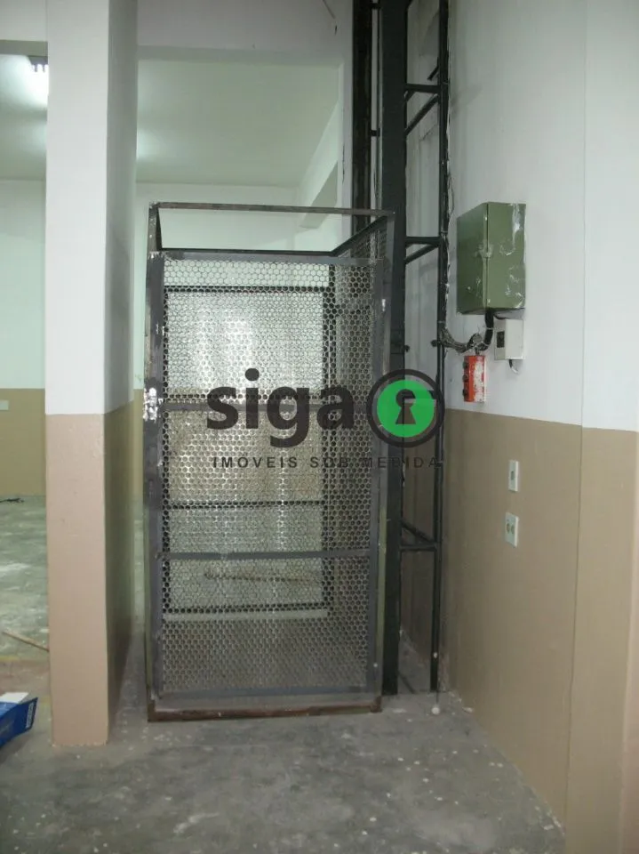 Imagem Prédio Industrial e Comercial à Venda no Tatuapé 1.749m², 4 Pavimentos, Monta Carga e Estrutura Co