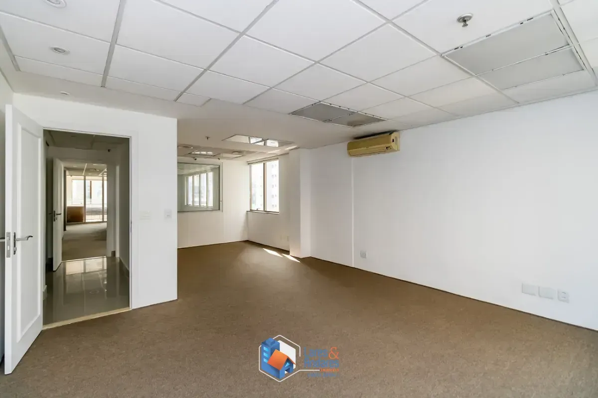 Imagem Conjunto comercial para venda em Jardim Paulista, 180m²