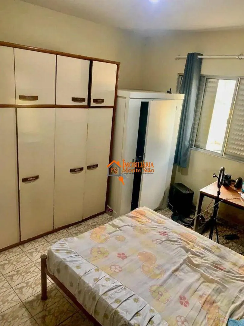 Imagem Sobrado com 3 dormitórios à venda, 430 m² por R$ 852.000,00 - Cidade Soberana - Guarulhos/SP