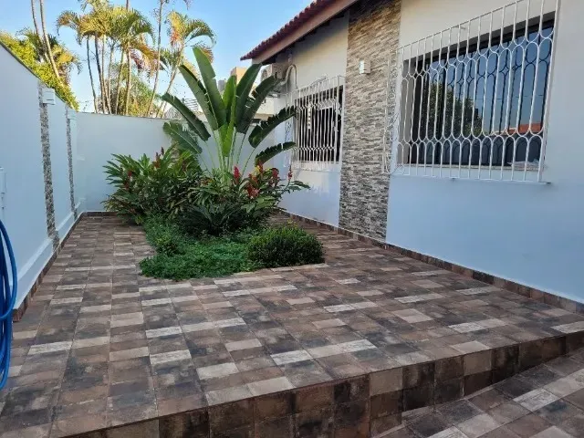 Imagem Casa Recém Reformada de 200m² na Vila Independência, em Sorocaba