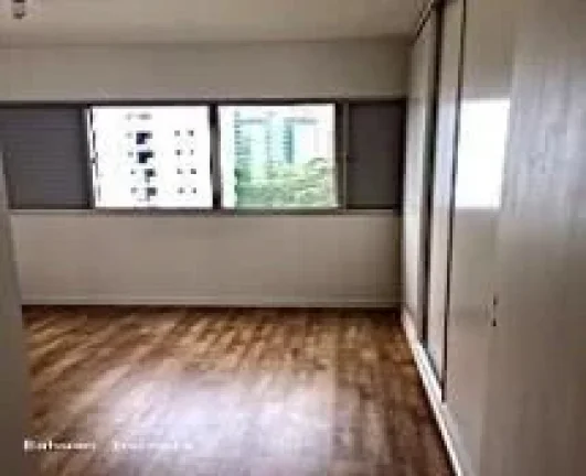 Imagem Apartamento à venda na Vila Andrade, São Paulo-SP: 3 quartos, 1 suíte, 4 banheiros, 2 vagas de garagem, 150m²!