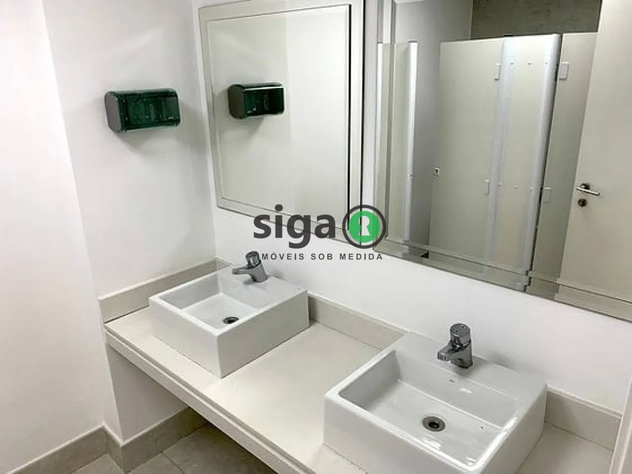 Imagem Sala comercial para locação 316m localizada naChácara Santo Antônio/SP