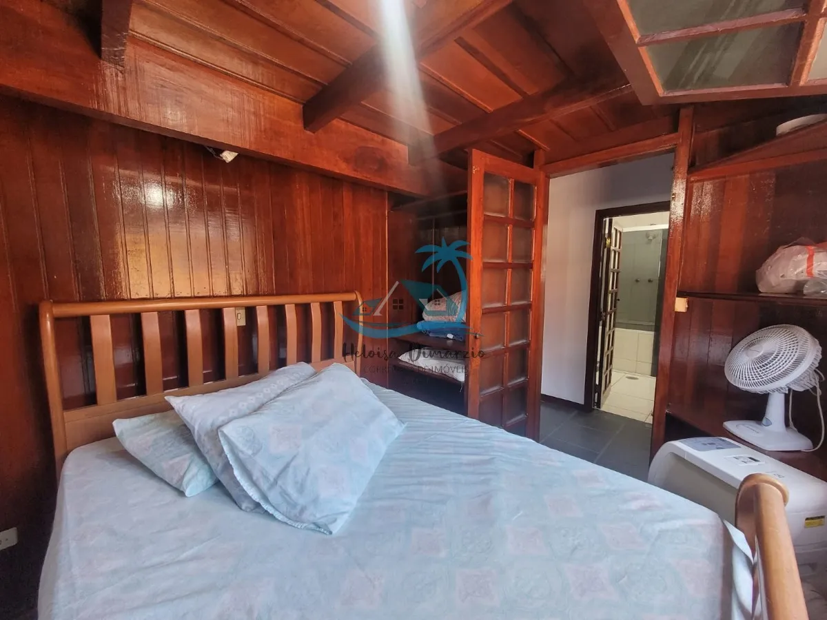 Imagem Casa com 3 dormitórios e piscina a venda em Ubatuba no bairro do Itaguá.
