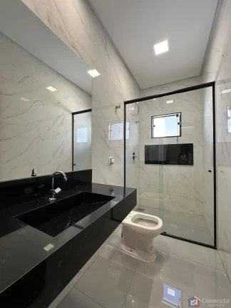 Imagem Casa à Venda no Afonso Queiroz em Patos de Minas – 3 Quartos, Suíte, Churrasqueira e Segurança