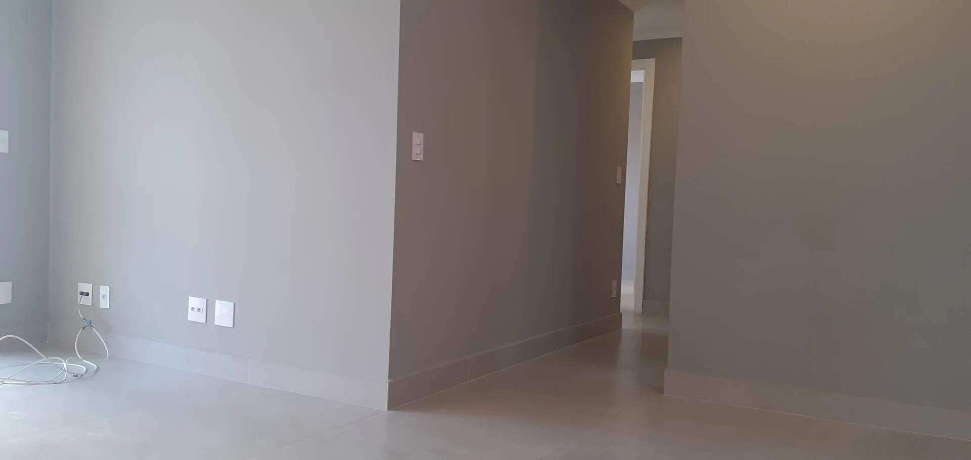 Imagem Apartamento de 97m² Finamente Reformado e Planejado, com Vista Permanente para o Res 1