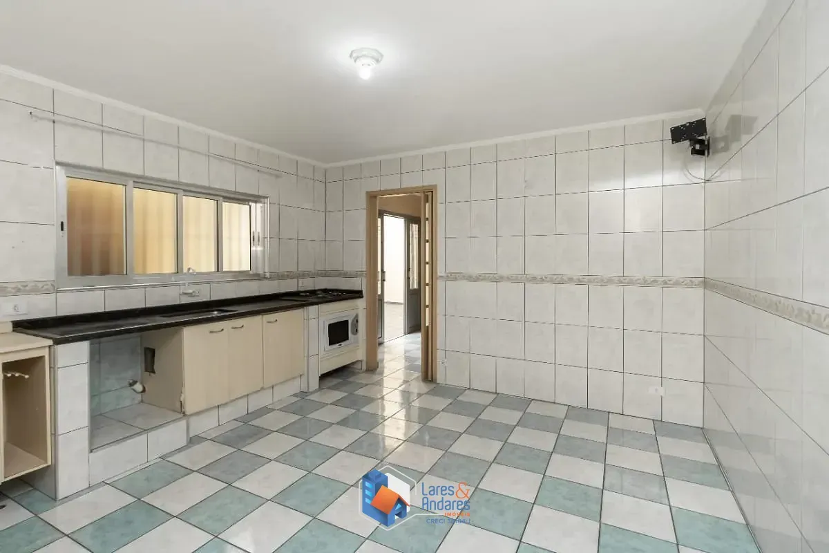 Imagem Casa para venda em Jardim das Rosas (Zona Norte) com 2 quartos, sendo 1 suíte, 240m²