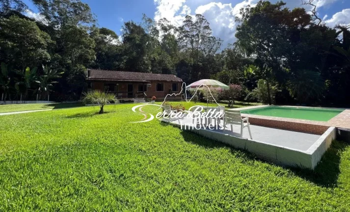 Imagem Casa com 3 dormitórios à venda, 160 m² por R$ 950.000,00 - Albuquerque - Teresópolis/RJ